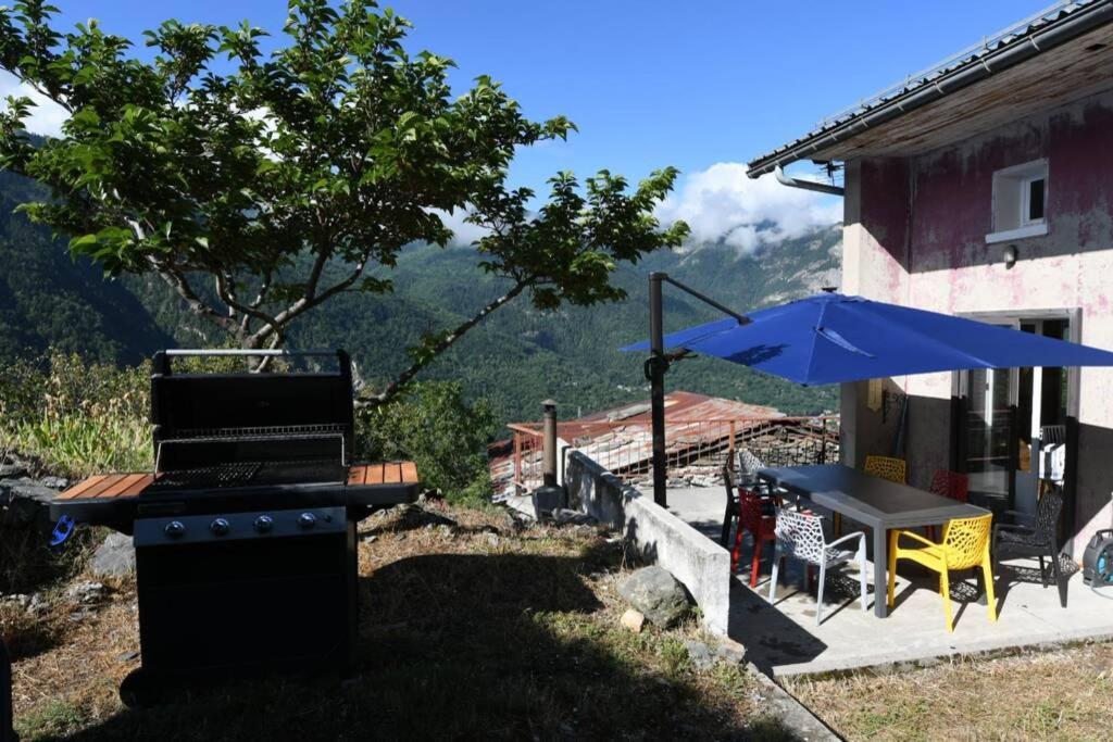 Logement Renove Avec Vue Panoramique La Saussaz Bagian luar foto