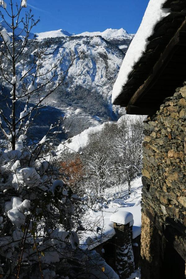 Logement Renove Avec Vue Panoramique La Saussaz Bagian luar foto